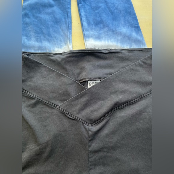 PINK Victoria's Secret Gray Tie Dye Leggings - Picture 4 of 5